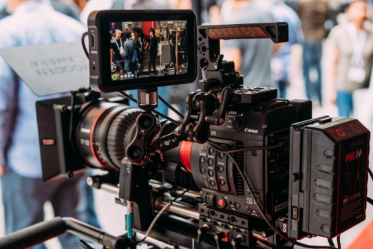 鄭州視頻拍攝公司：鄭州哪家公司經(jīng)驗足